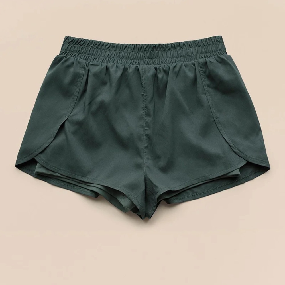 Girlfriend collective shorts